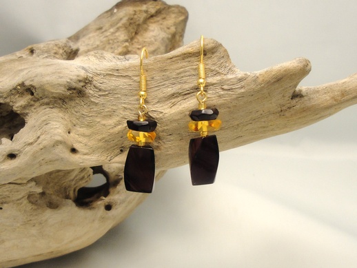 Earrings Cherry Color Fragments: click to enlarge