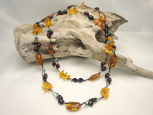 Necklace Bohemian Style With Turquise Long: click to enlarge