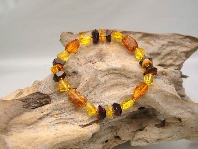 Bracelet Multicolor Fragments and Faceted Tablets